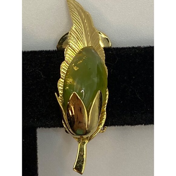 Vintage Leru Green Cabochon Gold-Tone Clip-On Earrings J0260 - Picture 3 of 11